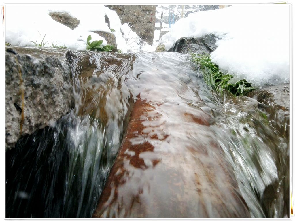 Su Akar Yata��n� Bulur