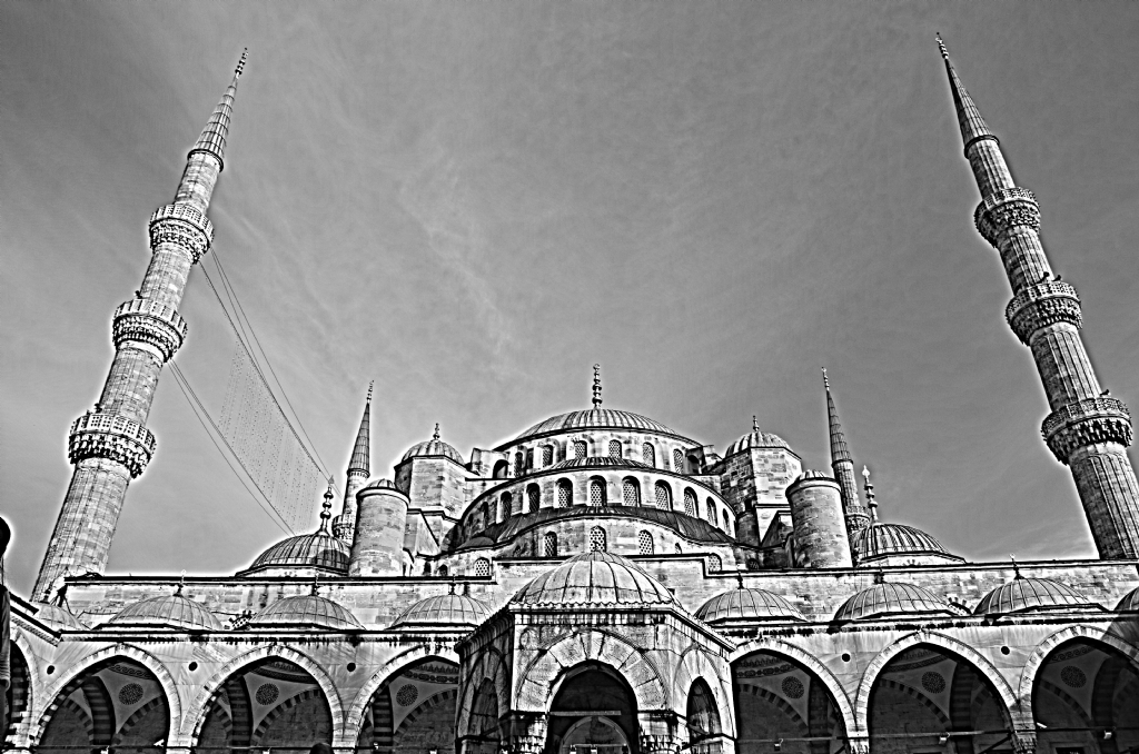 Yeni Camii siyah beyaz HDR denemesi