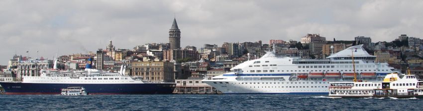 yedi tepe istanbuldan bir grnt . galata kulesi