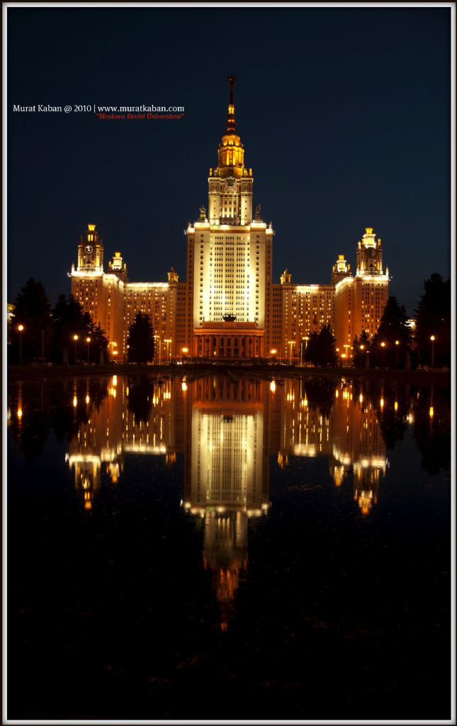 Moskovaa Devlet Universitesi