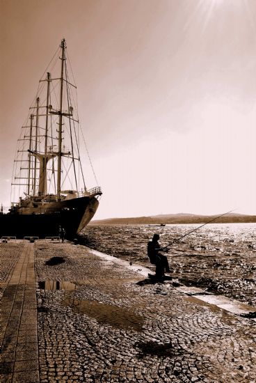 Bekleriz Saatlerce Huzurla