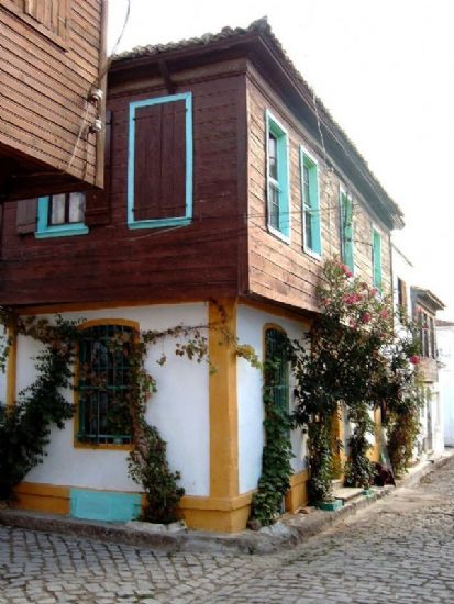 Bozcaada’ Da Bir Ev