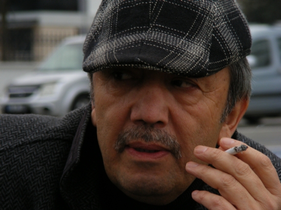 Bu Adam Benim Babam...