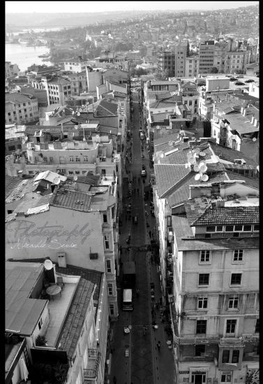 Galata Kulesinden Ku Bak