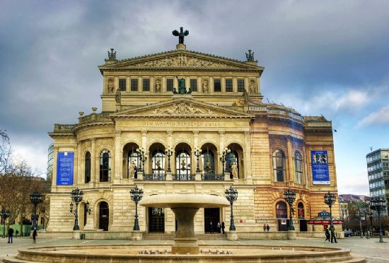 Alte Oper- Frankfurt (eski Opera)