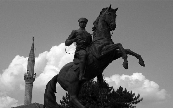 Ne Mutlu T�rk�m Diyene!