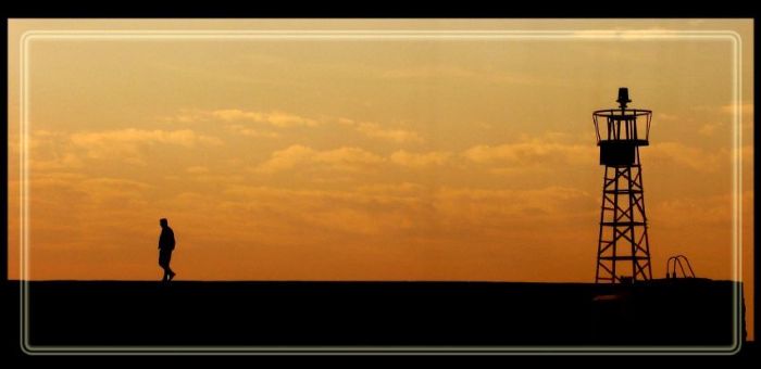 Yaln�zl���mda Y�r�yorum..