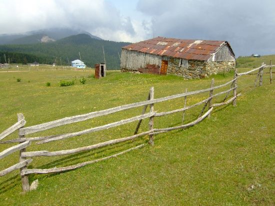 Yayla Evi