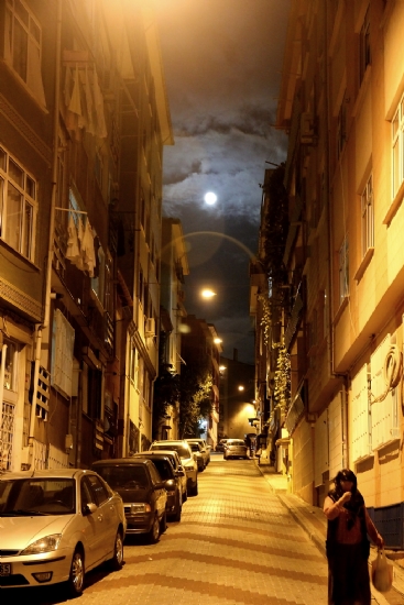 Sokak Ve Gece