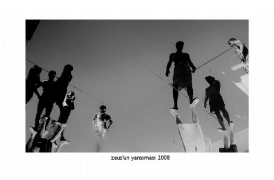 Zeusun Yansmas 2008   Black White