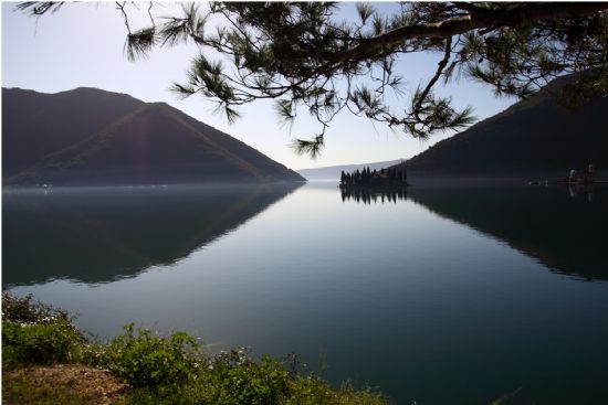 Kotor Krfezi,karada