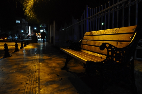 Gecenin Yalnz Sokaklar