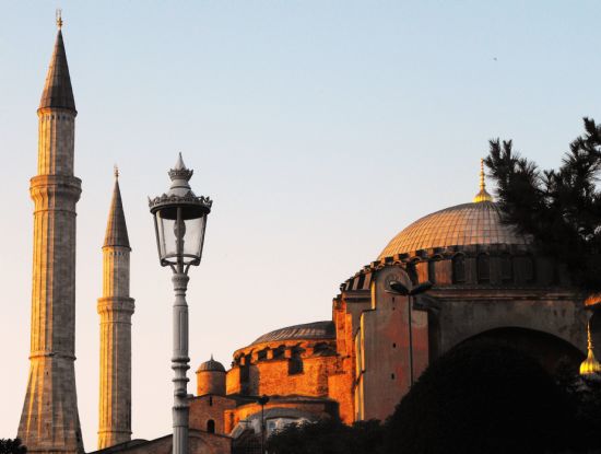 Ayasofya Da c Minare...