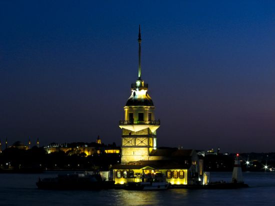 Kz Kulesi - Klasik Gece