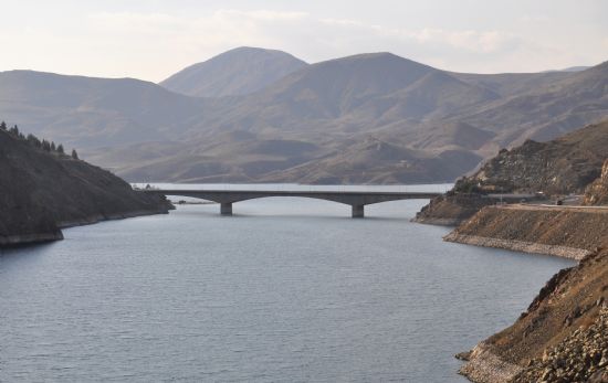 K�m�rhan K�pr�s�