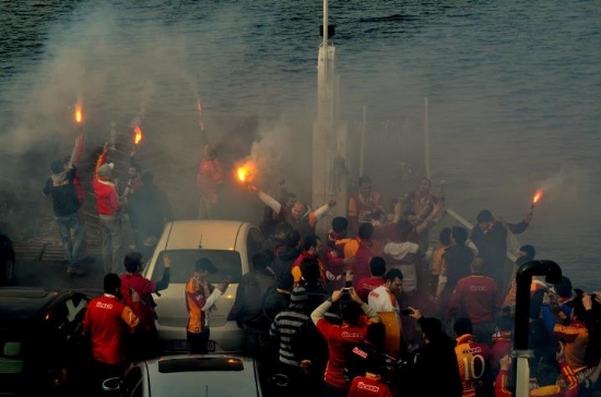 Yalova stanbul Feribotu Galatasaray Taraftar