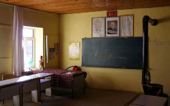 Baba Beni Okula Gnder...