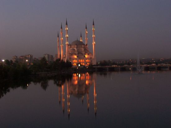 Gece Adana Merkez Cami