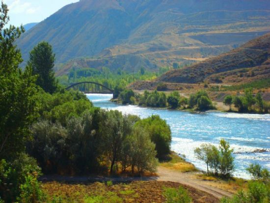 Ak�aa��l K�pr�s�