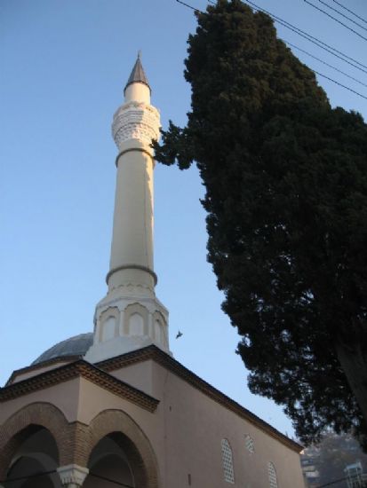 Tire Yalnayak Camii