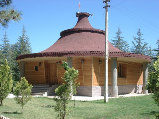 lgin Bir Cami Mimarisi