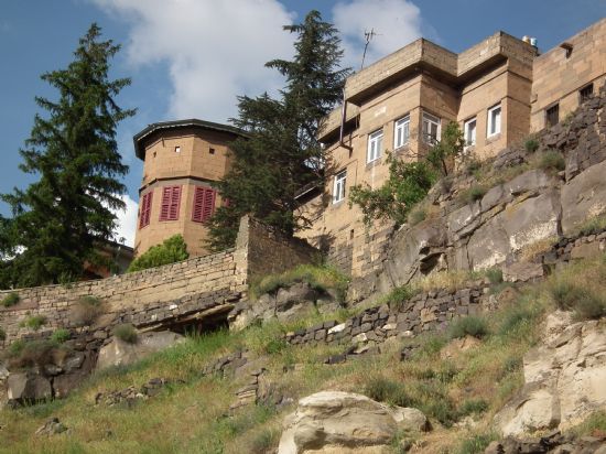 Armenia Zamanndan