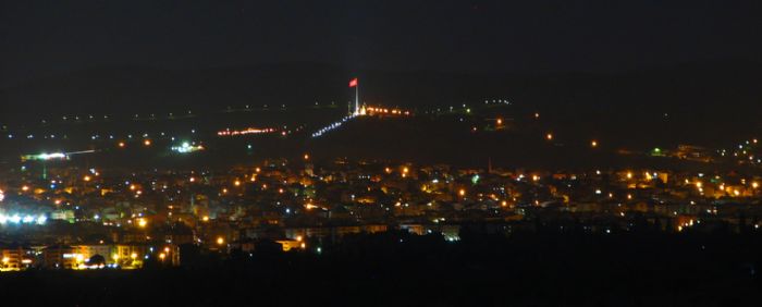 Geceleyin �ehr-i Bal�kesir