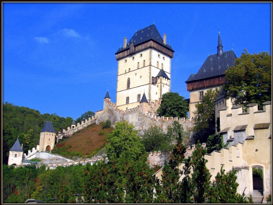 Karlstejn Kalesi