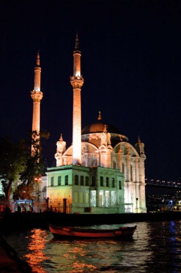 Byk Mecidiye Camii..