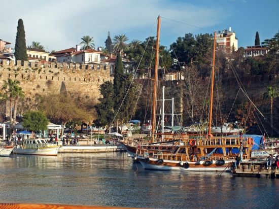 Antalya Yat Liman Ve Kaleii