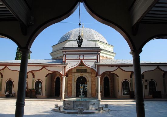 Emir Sultan Trbesi