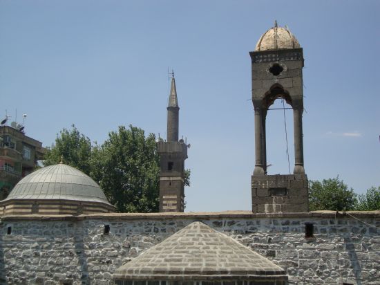 Kilise Ve Cami - Diyarbakr - Fot. Nejat Satc