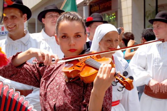 Violin_on_istiklal