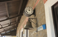 Tren İstasyonu Çanı Ve Saati
