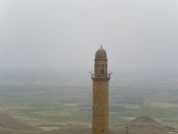 Mardin Ulu Cami Minaresi Ve Suriye Tarafndaki Ova