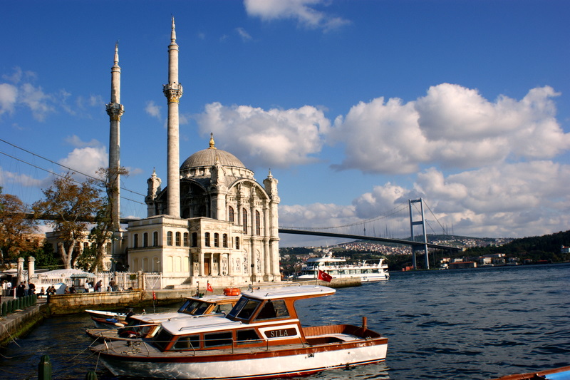 Ortaky camii