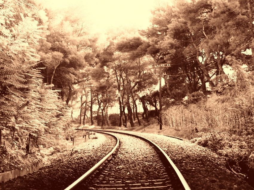 tren raylar.. sepia..