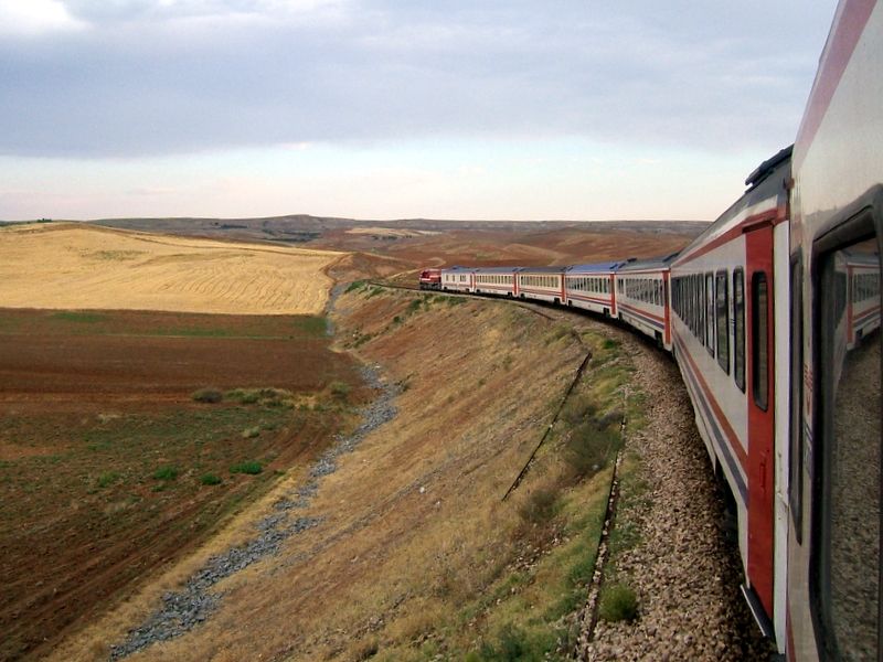 hasanhehf'e sadakat treni bozkrlar geiyor...