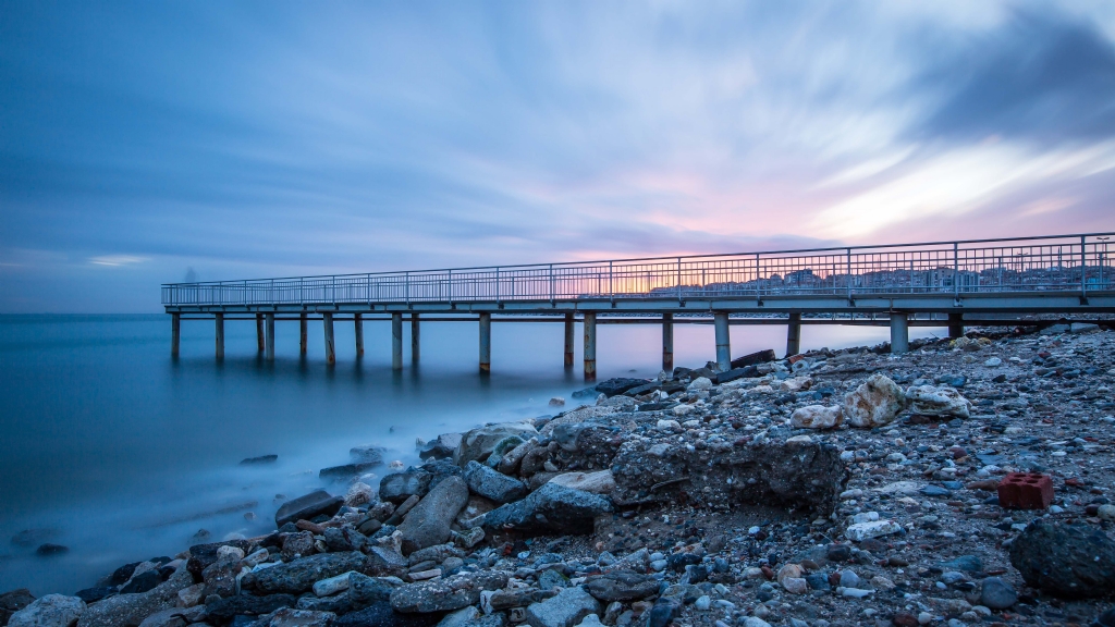 long exposure on the pier