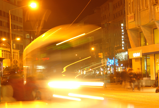 ��inden tramvay ge�en �ehir-2