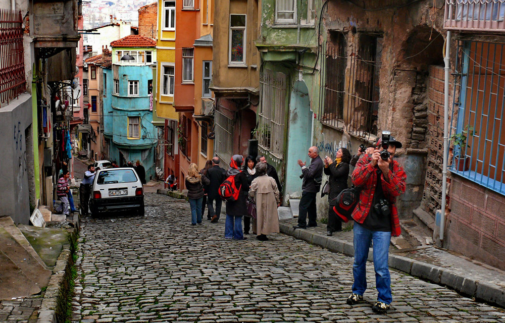 BALAT SOKAKLARI VE DOSTLAR