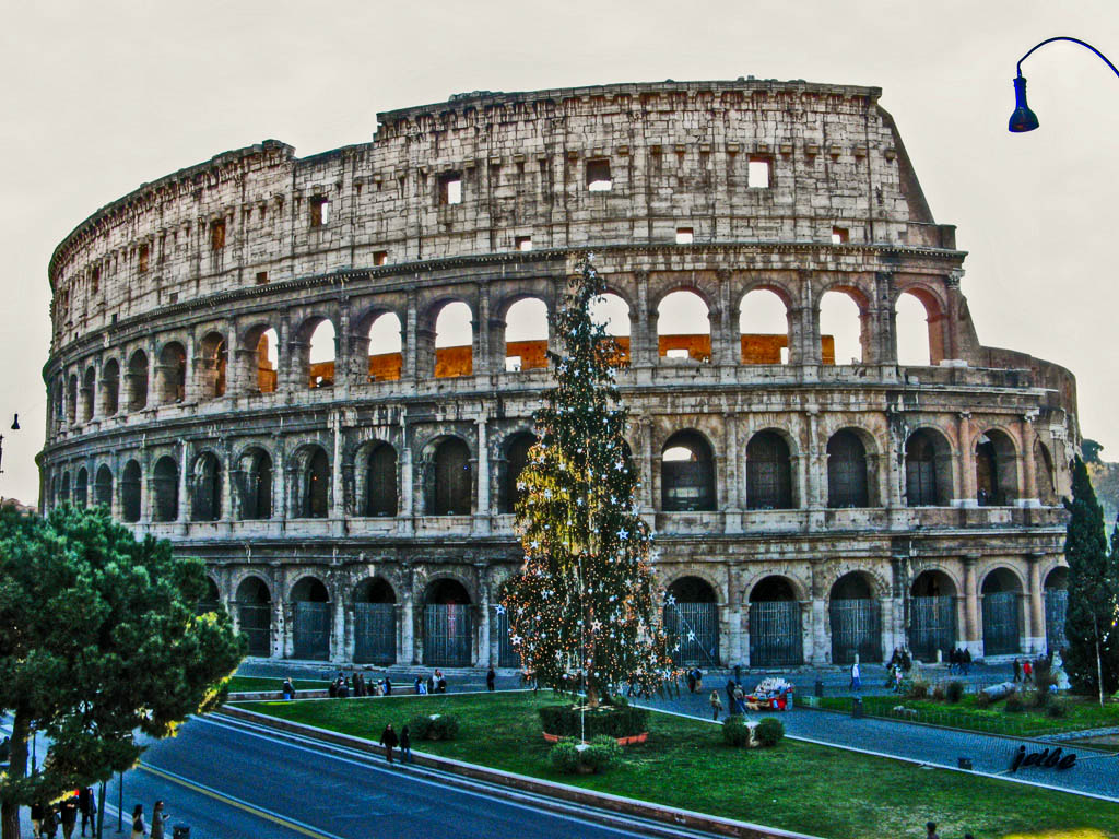 The Colosseum yeni yla doru