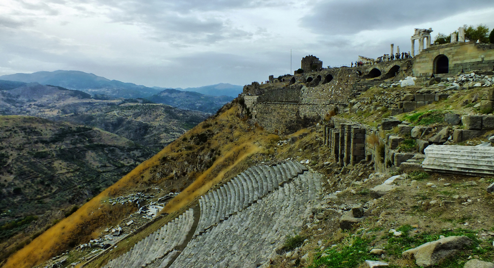 BERGAMA AKRAPOL