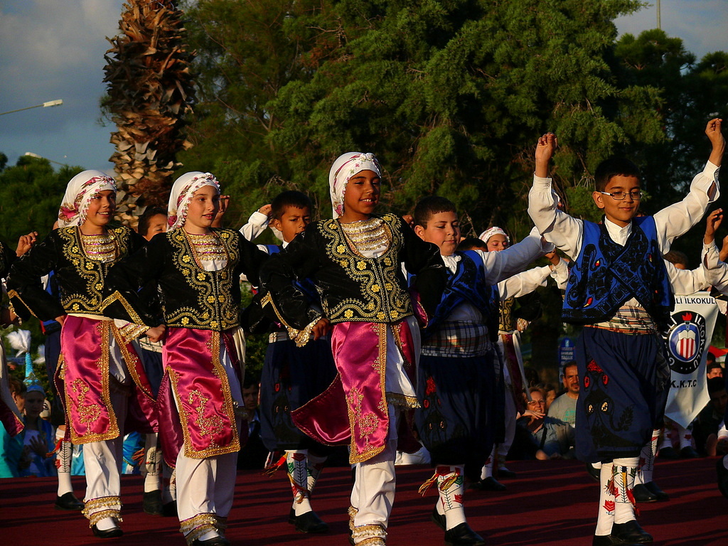 Ulusal Egemenlik Ve ocuk Bayram Kutlu Olsun!