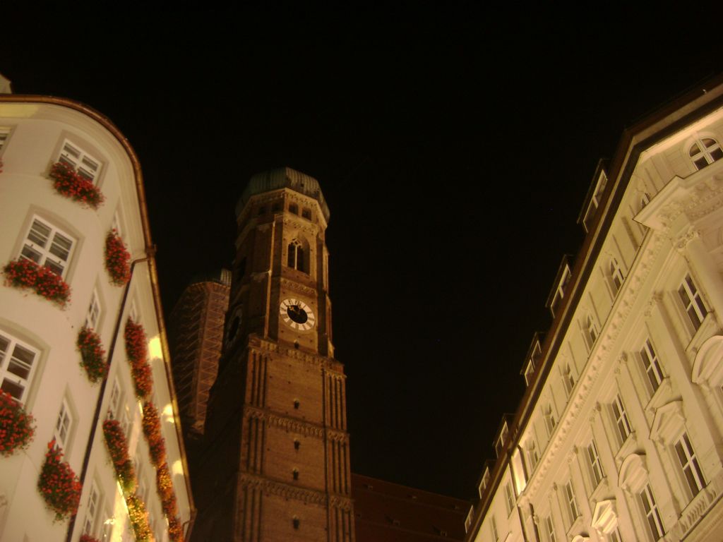 Munchen / Frauen Kirche