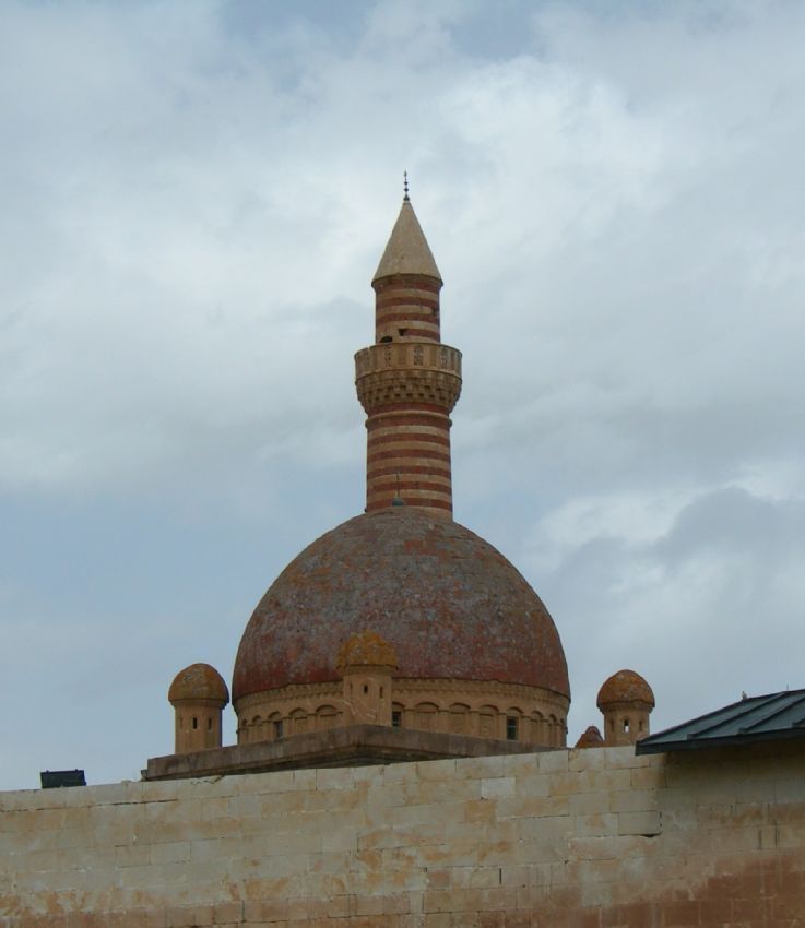 ishak paa camii