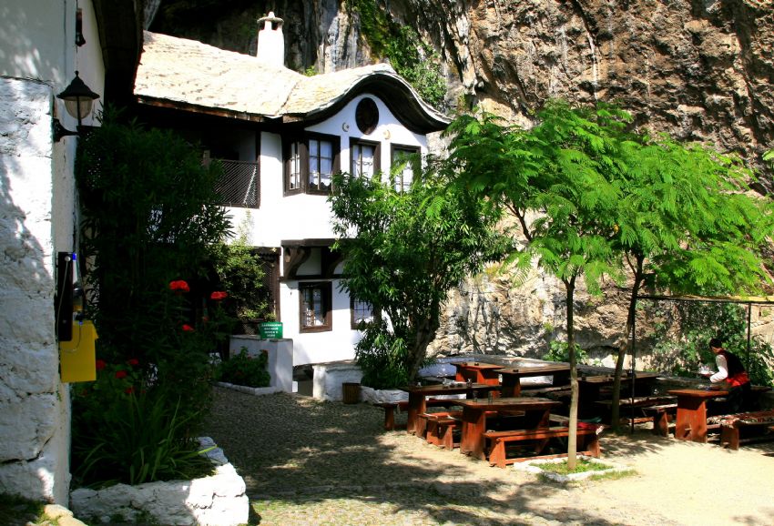 Sar Saltuk Tekkesi ( Mostar )