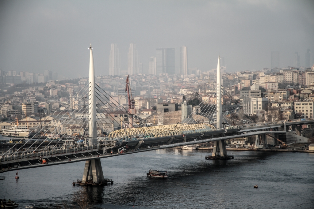 Yeni stanbul'a Doru