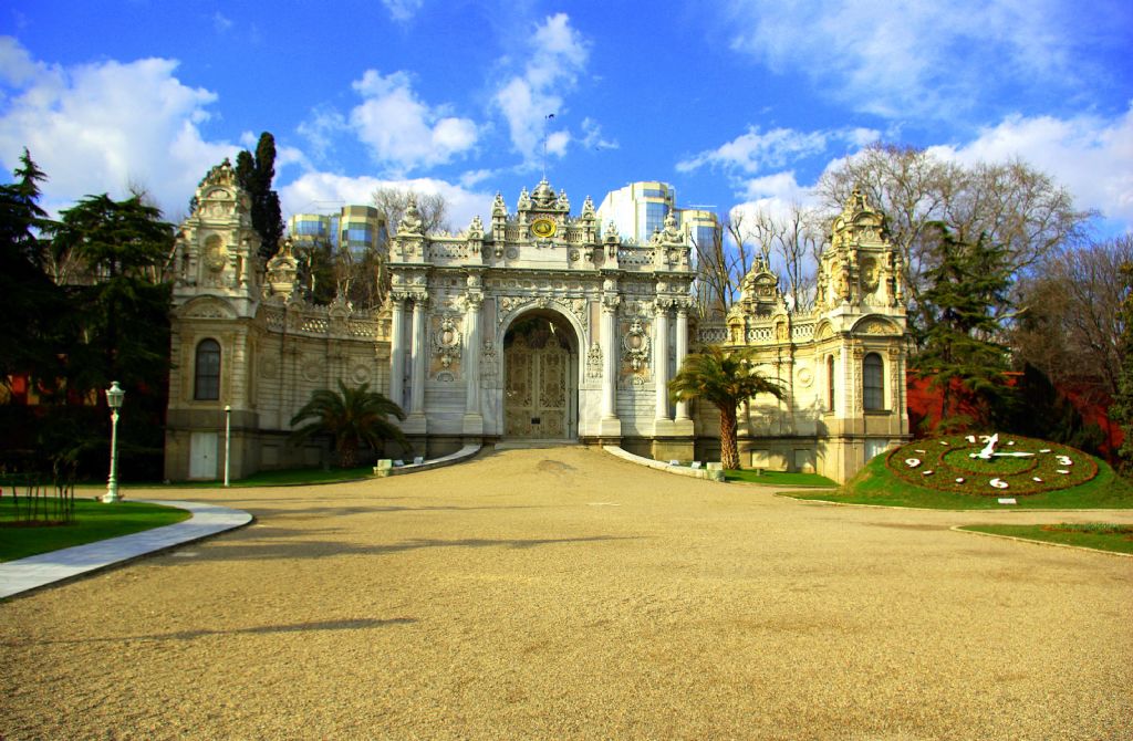Dolma Bah�e Saray�