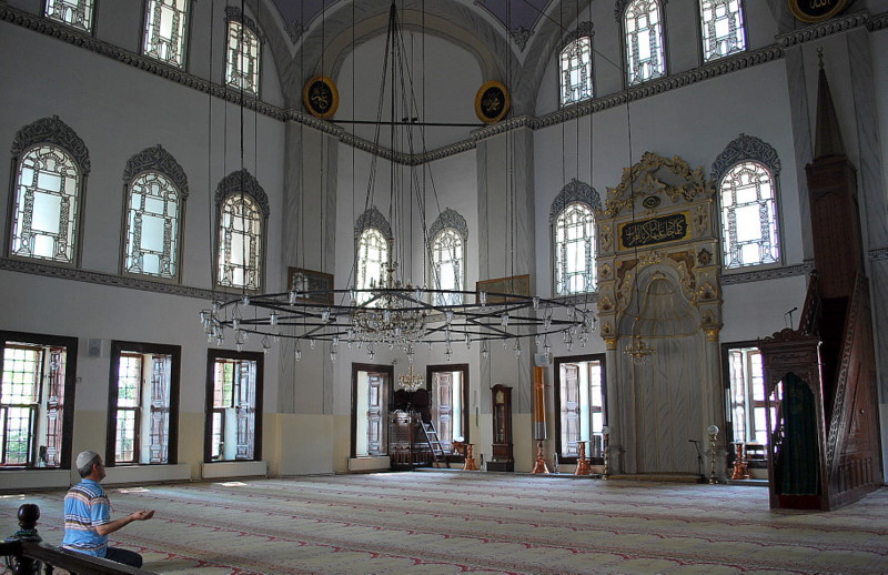 Emirsultan Camii